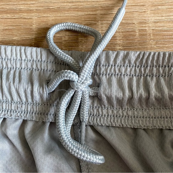 NBA Logo Men's Training Net Dry Basketball Shorts - Picture 5 of 8